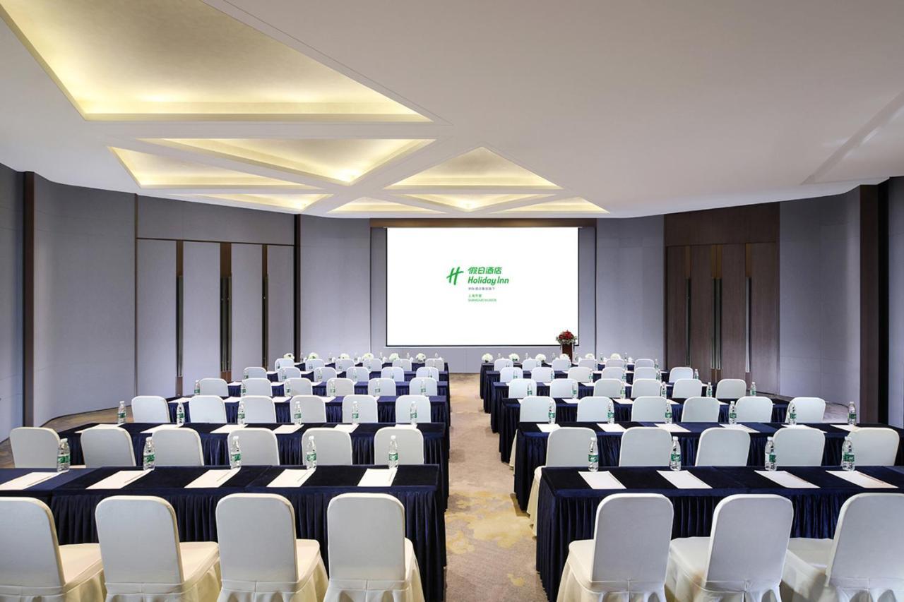 Holiday Inn Shanghai Huaxia By Ihg - Overlooking City Scenery At Sky View Restaurant Buitenkant foto
