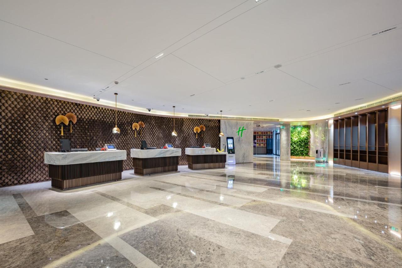 Holiday Inn Shanghai Huaxia By Ihg - Overlooking City Scenery At Sky View Restaurant Buitenkant foto