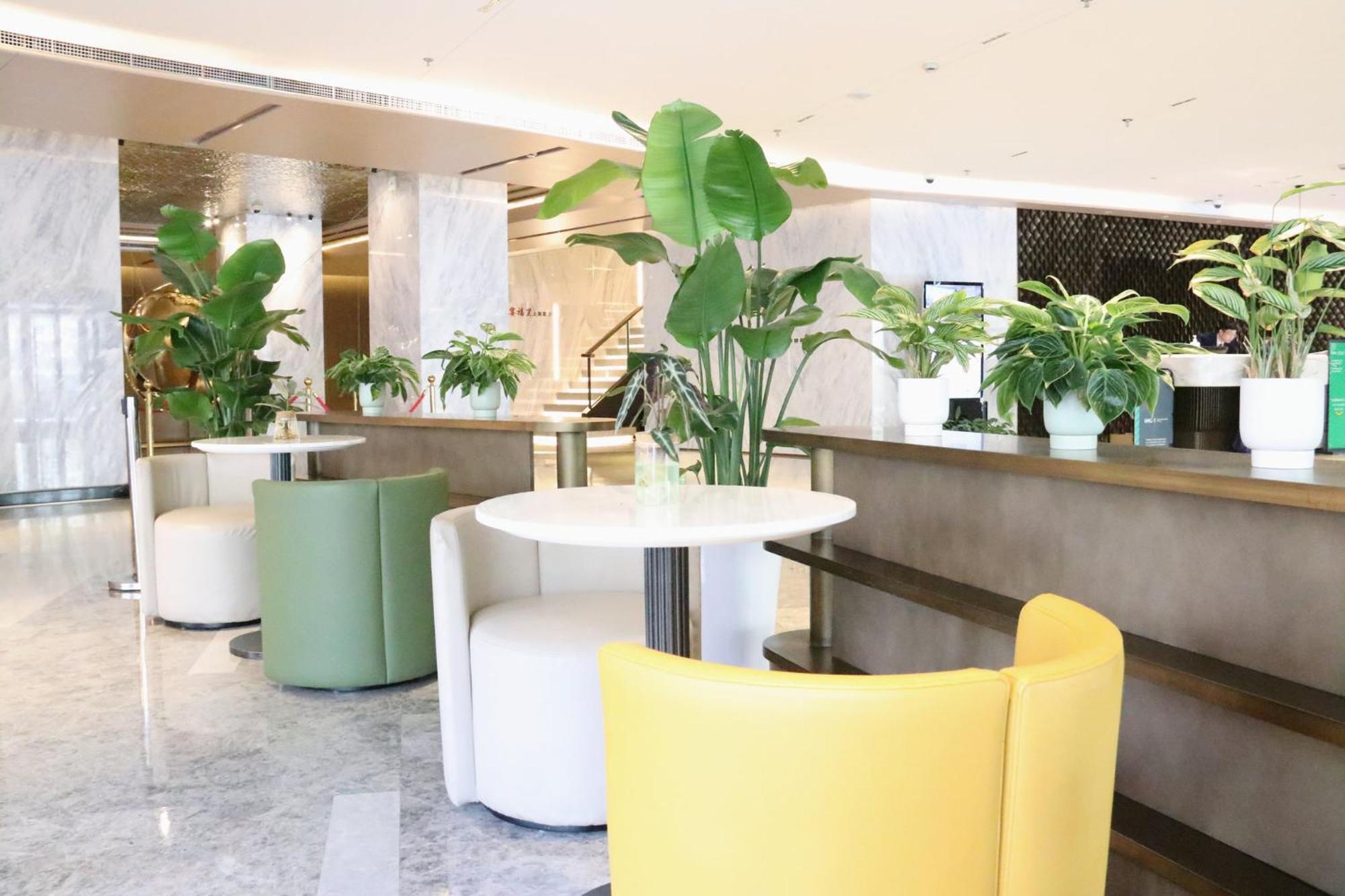 Holiday Inn Shanghai Huaxia By Ihg - Overlooking City Scenery At Sky View Restaurant Buitenkant foto