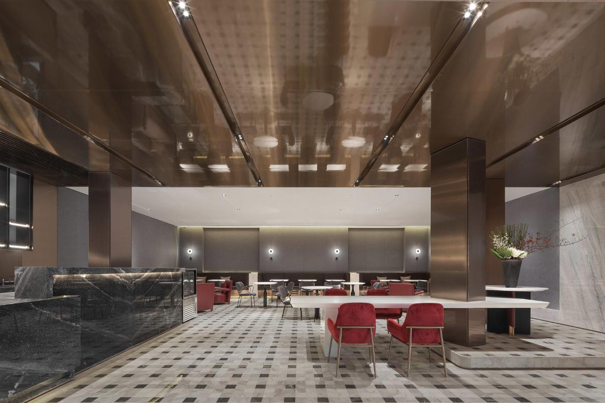Holiday Inn Shanghai Huaxia By Ihg - Overlooking City Scenery At Sky View Restaurant Buitenkant foto
